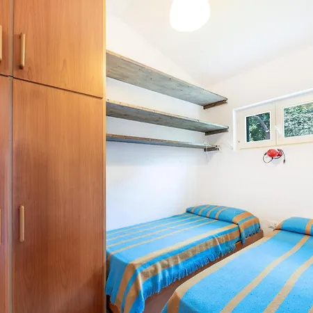 Villa - Goelba SantʼAndrea